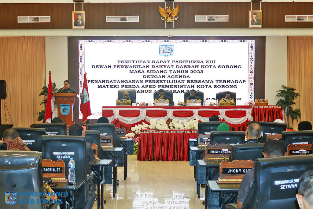 Description: Penutupan Rapat Paripurna XIII DPRD Kota Sorong Masa Sidang Tahun 2023Penutupan Rapat Paripurna XIII DPRD Kota Sorong Masa Sidang Tahun 2023 dengan agenda Penandatanganan Persetujuan Bersama Terhadap Materi Perda APBD Pemerintah Kota Sorong TA 2024