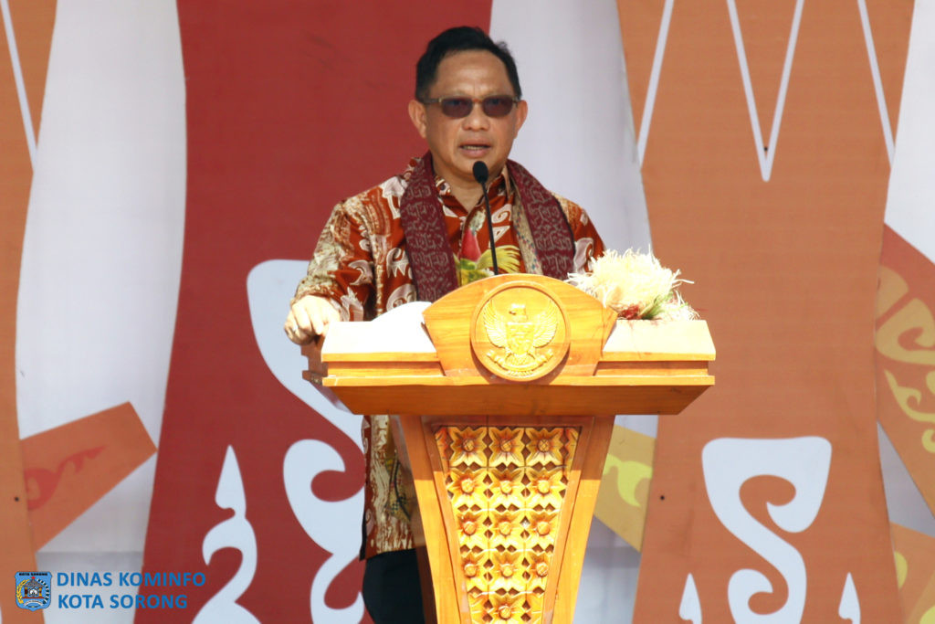 Menteri Dalam Negeri, Jenderal Polisi (Purn.) Prof. Drs. H. Muhammad Tito Karnavian, B.A., M.A., Ph.D