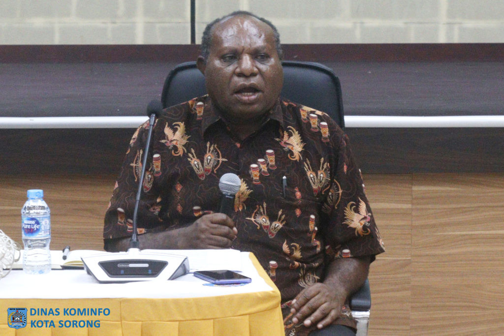 Kepala Dinas Lingkungan Hidup Kota Sorong, Andreas Adii, S.T., M.Ling