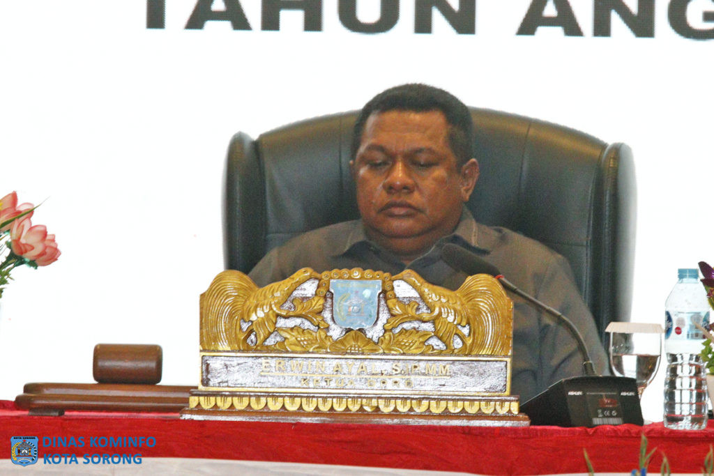 Ketua DPRD Kota Sorong, Erwin Ayal.